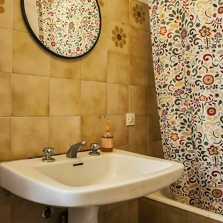Be Happy! Guest house